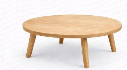 Mesa de centro circular escandinava en madera natural