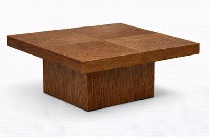Mesa de centro cuadrada con base sólida en madera nogal